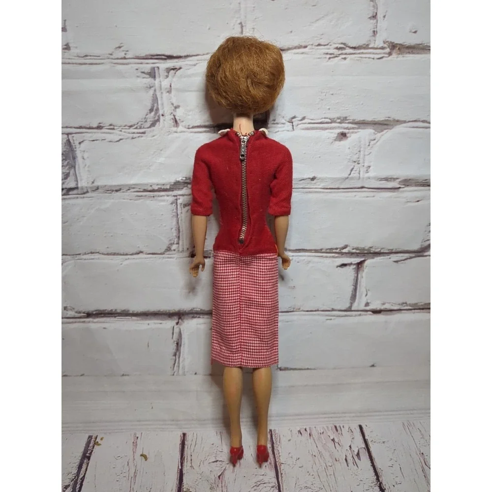 Vintage 1960s Barbie Bubblecut Titian RED Hair Student Teacher Dress Great Hair - Picture 15 of 16